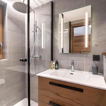 Luxe, Calme And Enjoy 426sqm Chamonix
